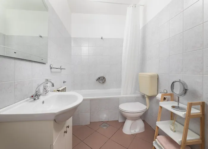 Apartament Elida *